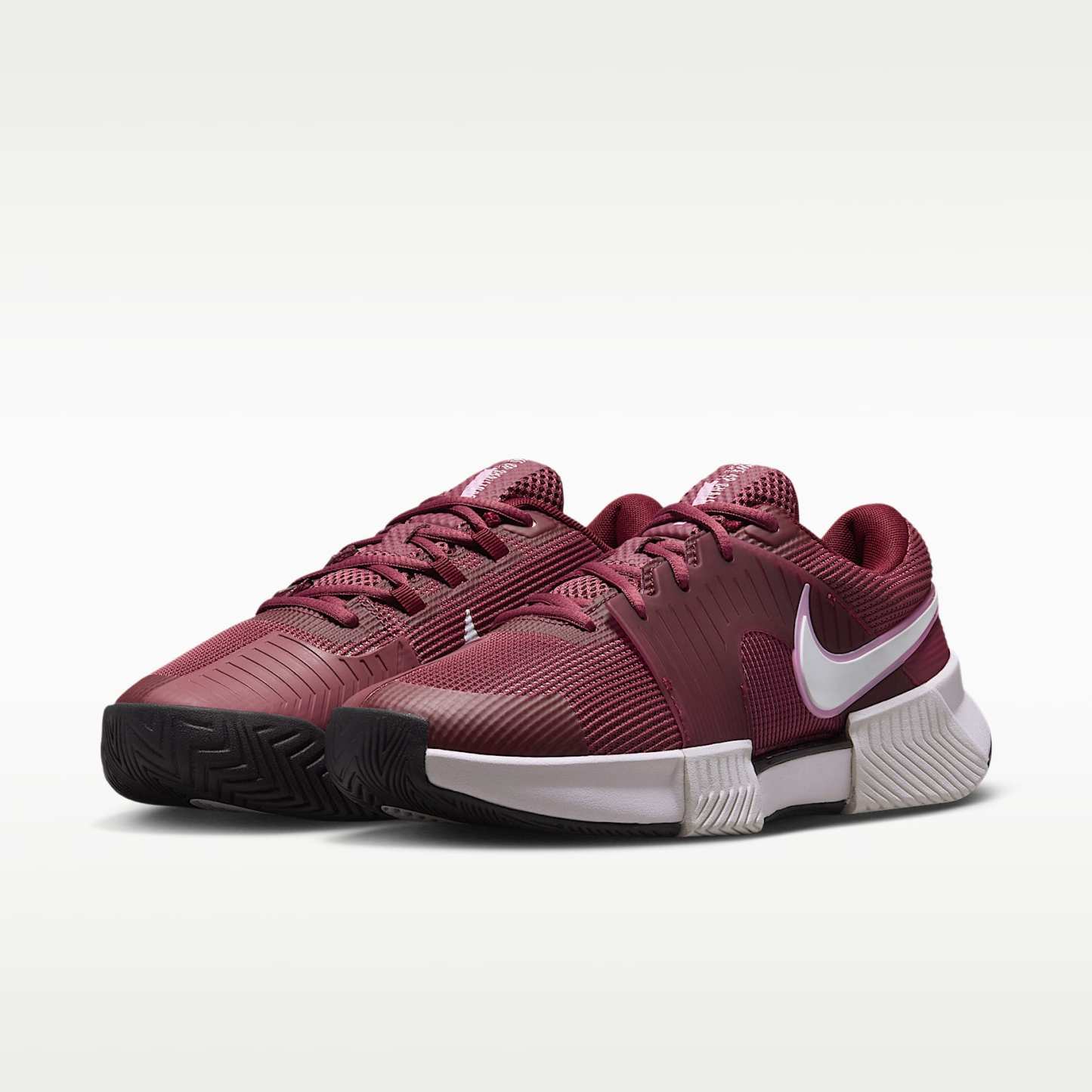 Nike GP Challenge 1.5 Hartplatz-Tennisschuh (Damen) – Pink Smoke/Vast Grey/Schwarz/Weiß