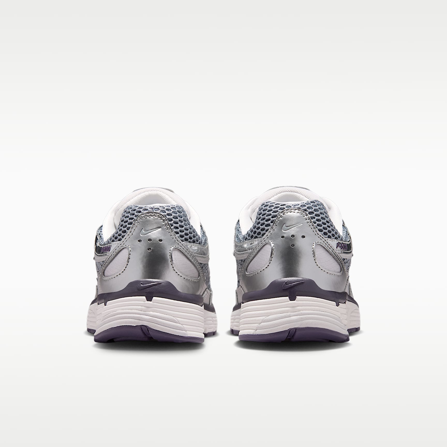 Nike P-6000 Schuh (Damen) – Vast Grey/Metallic Silver/Stealth/Dark Raisin