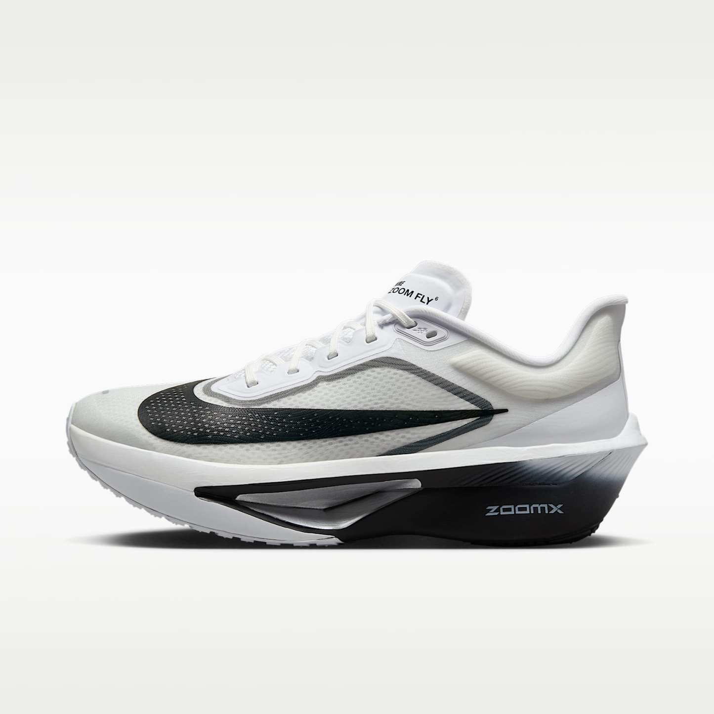 Nike Zoom Fly 6 Straßenlaufschuh für Wettkämpfe (Herren) – Weiß/Smoke Grey/Metallic Silver/Schwarz