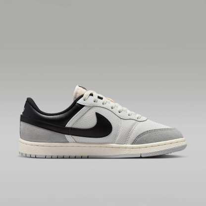 Air Jordan Skyline Low Damenschuh – Summit White/Light Smoke Grey/Sail/Schwarz