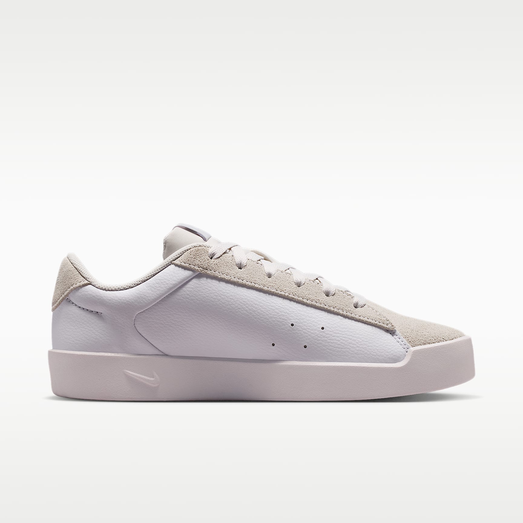 Nike Court Heritage Damenschuh – Weiß/Pure Platinum/Summit White/Weiß