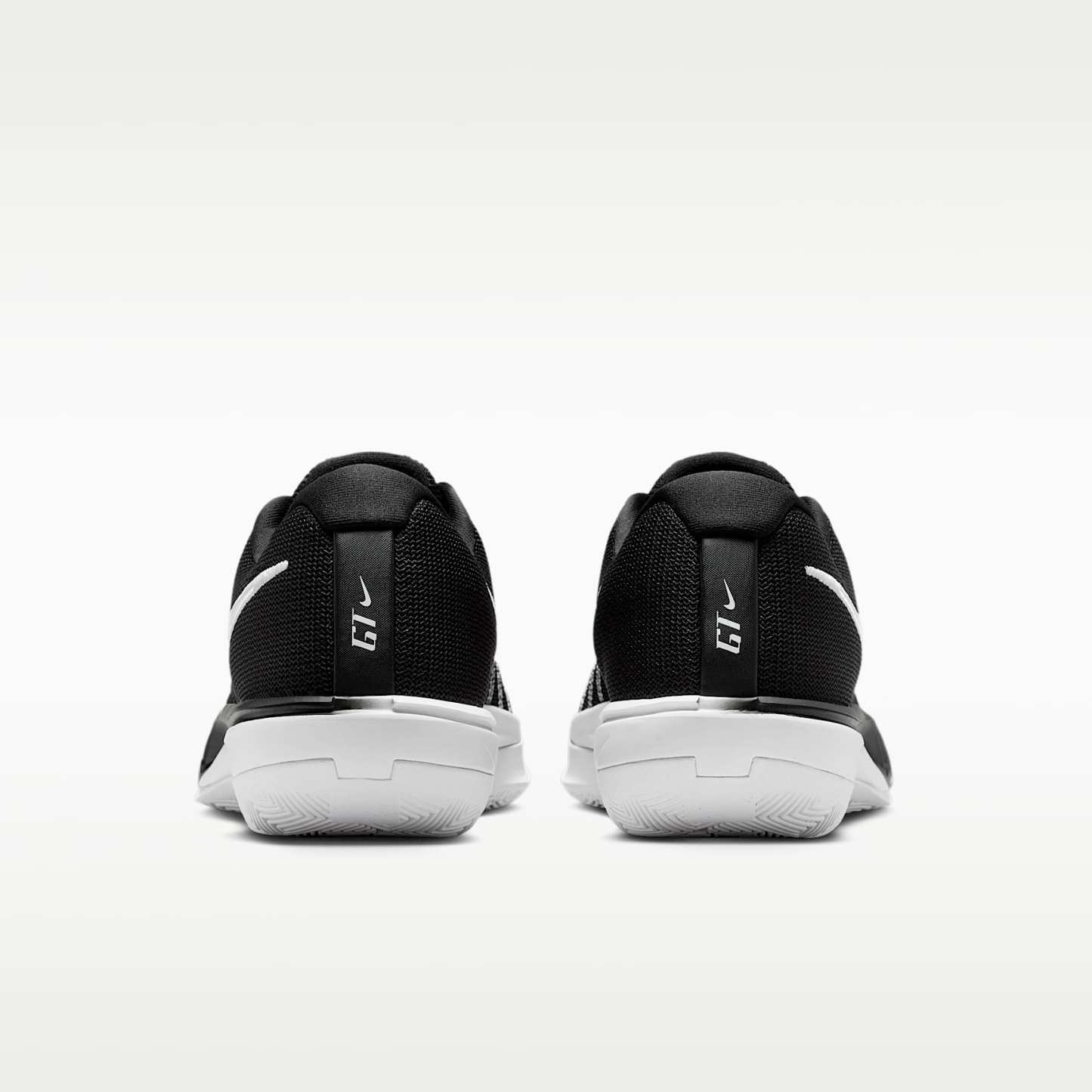 Nike G.T. Cut Academy 2 Basketballschuh – Schwarz/Pure Platinum/Weiß