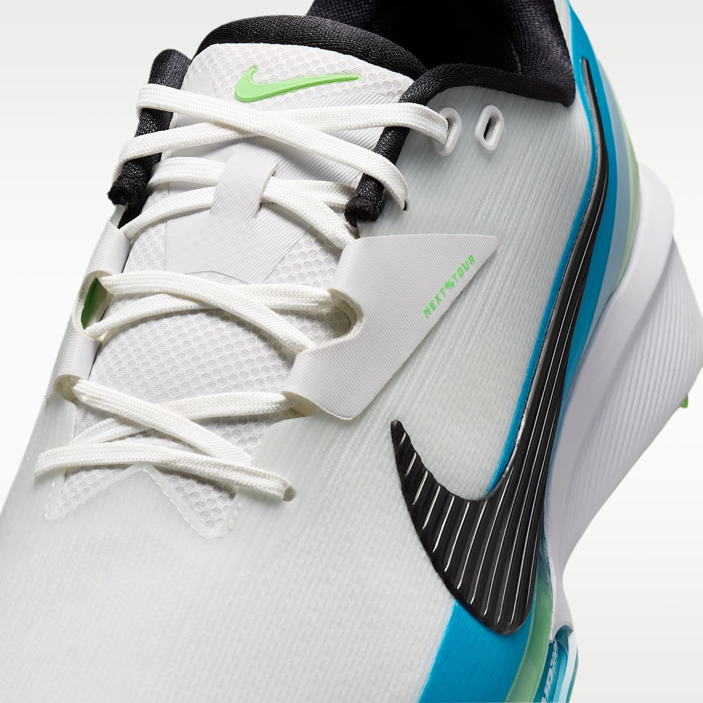 Nike NEXT% TOUR 3 Golfschuh – Weiß/Summit White/Light Current Blue/Schwarz