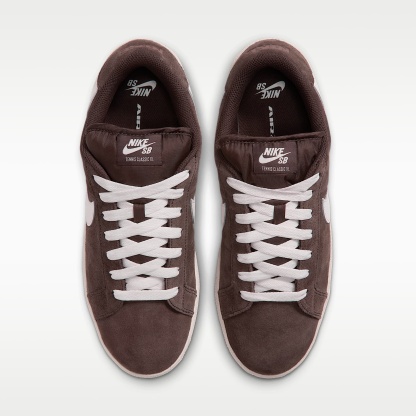 Nike SB Zoom Tennis Classic XL Skateboardschuh – Baroque Brown/Gum Light Brown/Sail