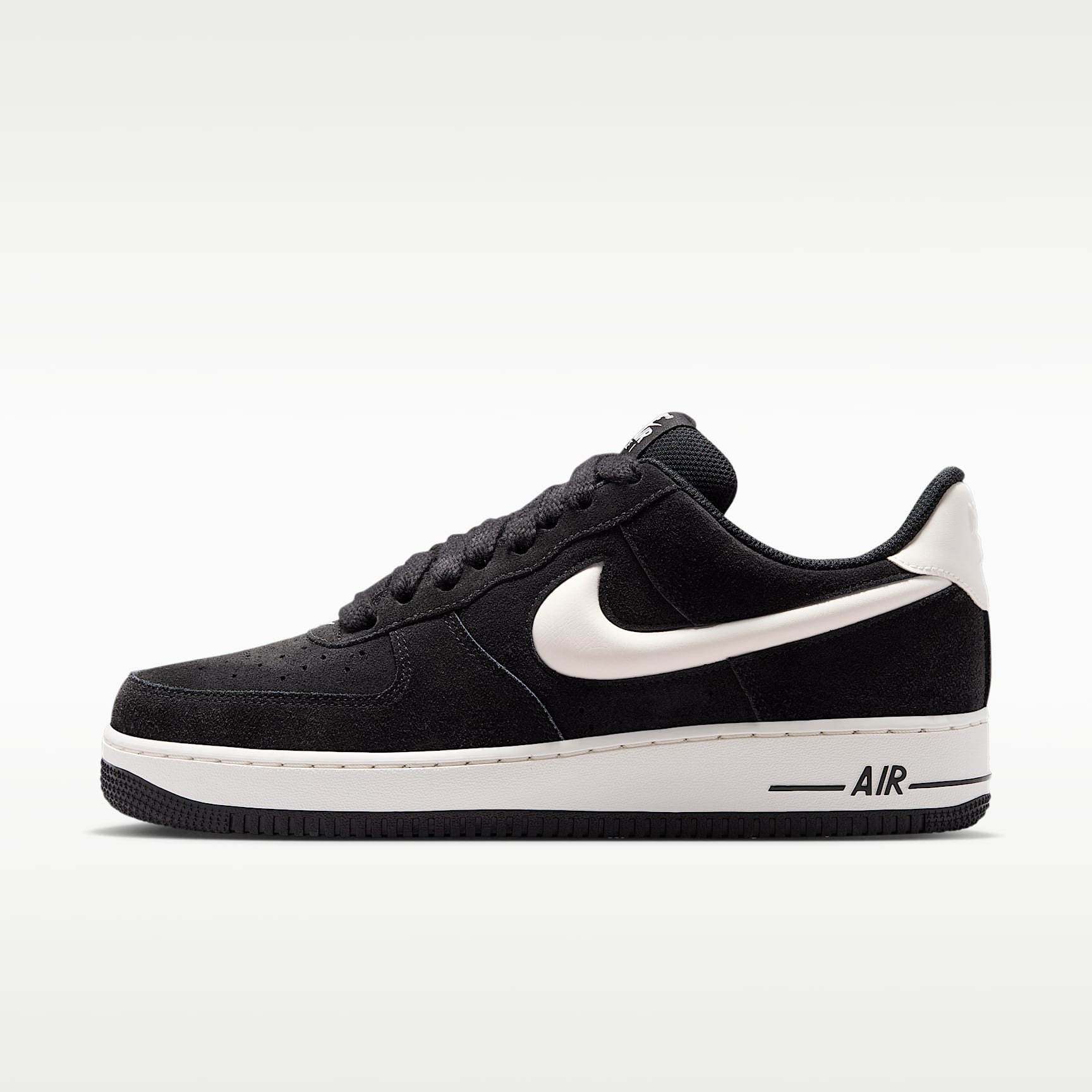 Nike Air Force 1 '07 LV8 Schuh (Herren) – Schwarz/Sail