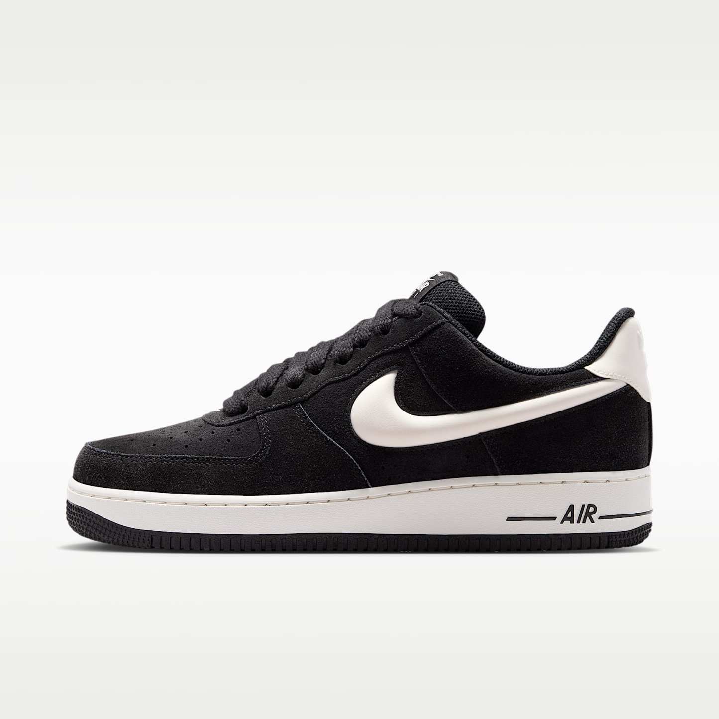 Nike Air Force 1 '07 LV8 Schuh (Herren) – Schwarz/Sail