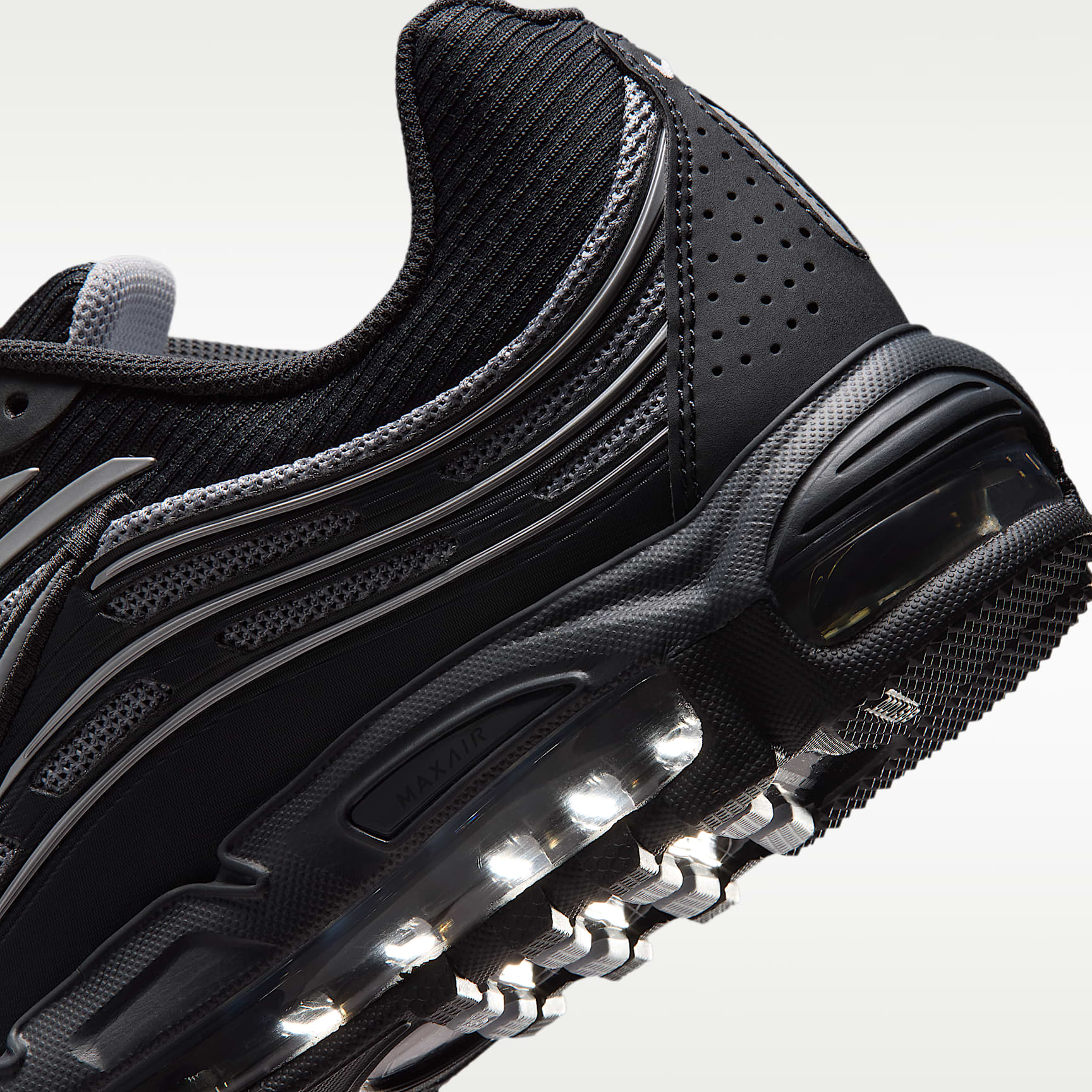 Nike Air Max TL 2.5 Schuh (Herren) – Dark Smoke Grey/Metallic Silver/Schwarz/Wolf Grey