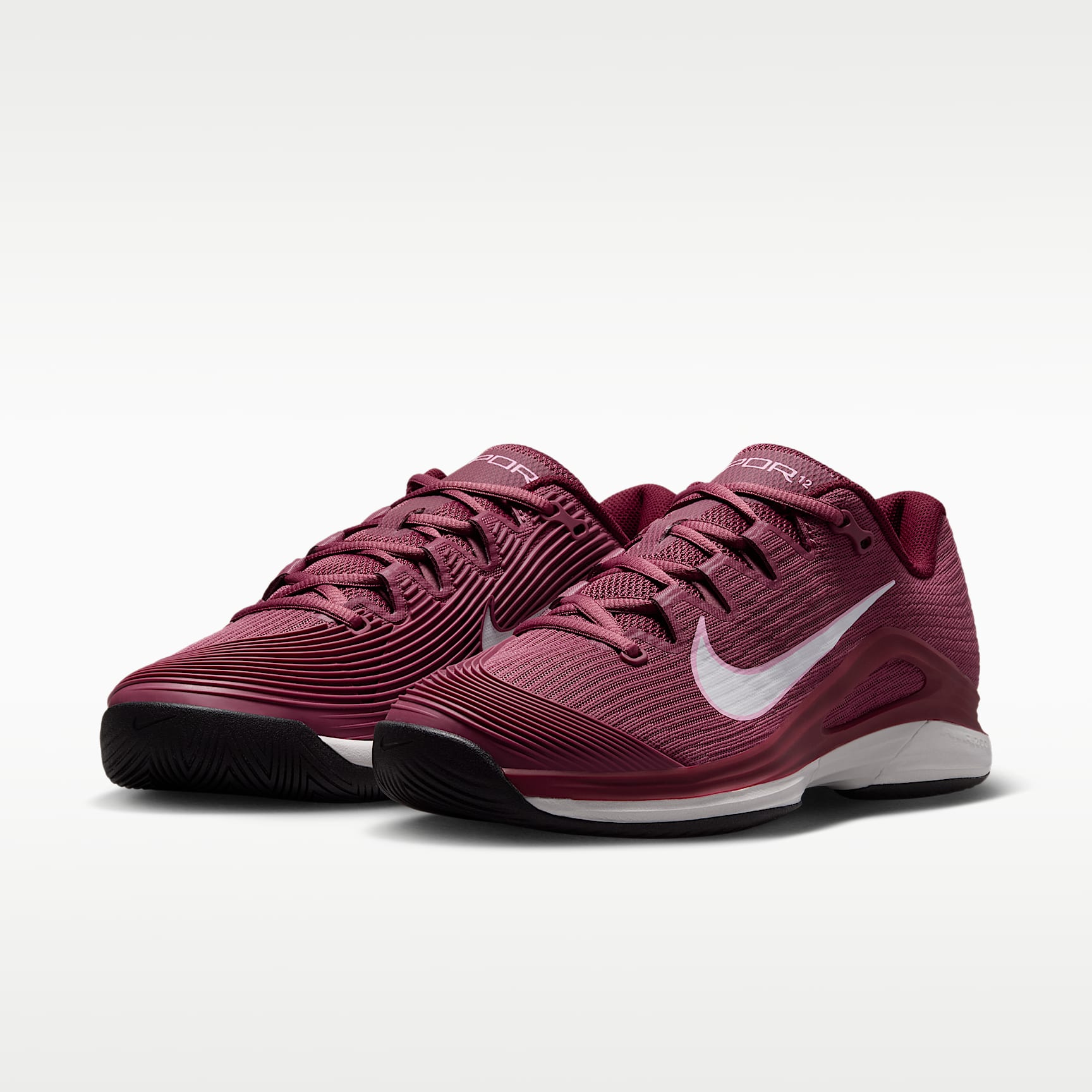 Nike Vapor 12 Tennisschuh für Hartplätze (Damen) – Pink Smoke/Vast Grey/Schwarz/Weiß