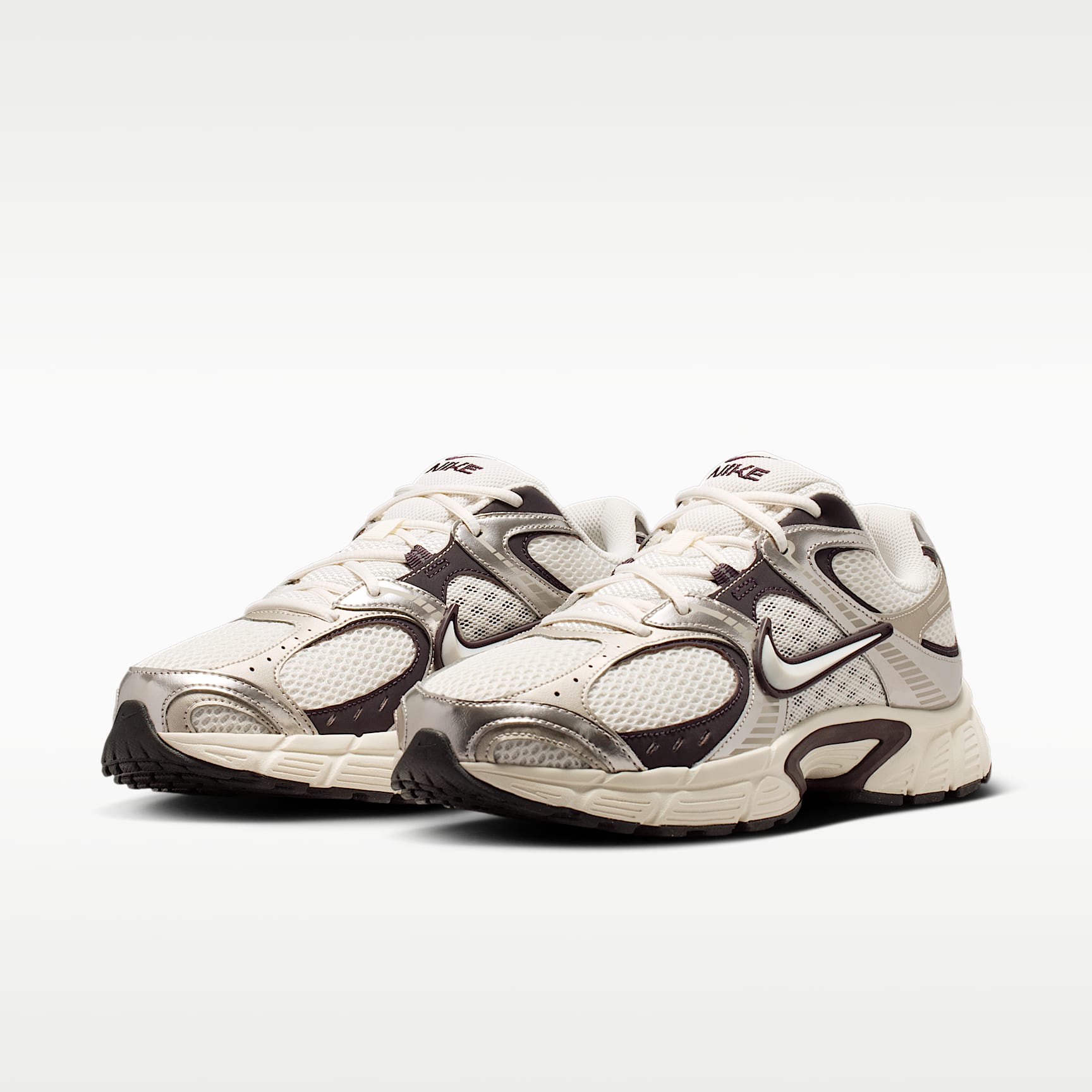 Nike V5 RNR Schuh (Herren) – Phantom/Moon Particle/Burgundy Ash/Phantom