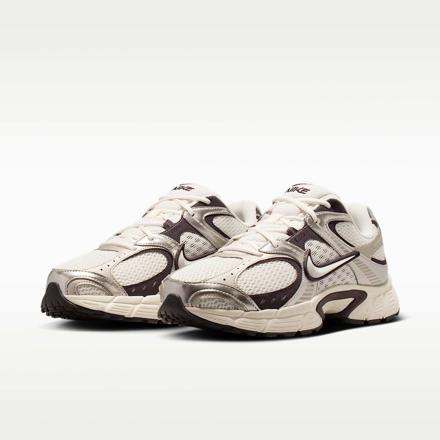 Nike V5 RNR Schuh (Herren) – Phantom/Moon Particle/Burgundy Ash/Phantom