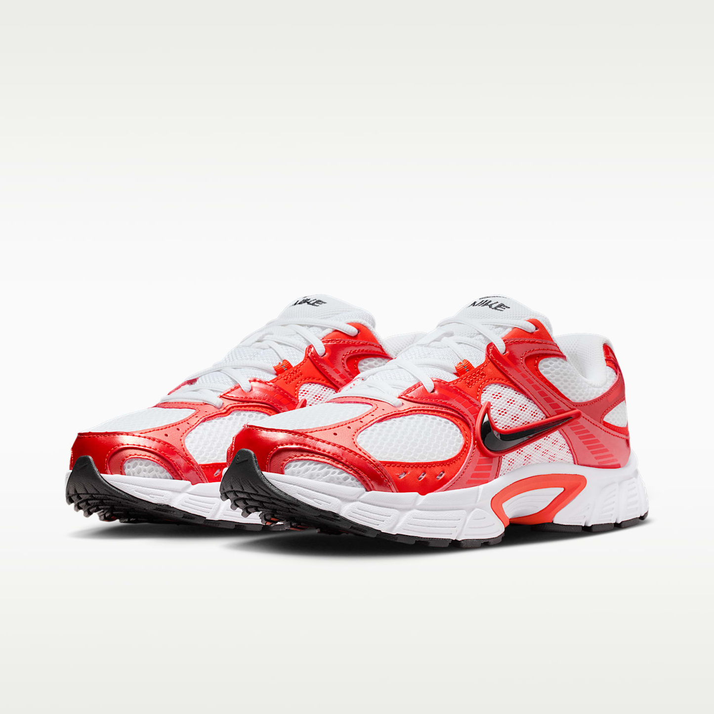 Nike V5 RNR Schuh (Herren) – Weiß/Picante Red/Schwarz