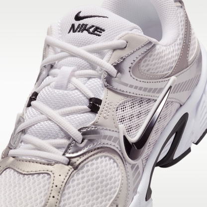 Nike V5 RNR Schuh (Herren) – Weiß/Vast Grey/College Grey/Schwarz