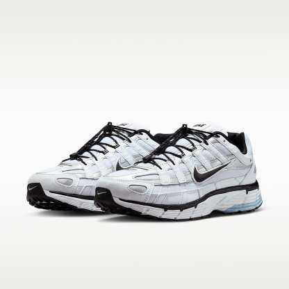 Nike P-6000 Schuh (Herren) – Weiß/Light Armory Blue/Metallic Silver/Schwarz