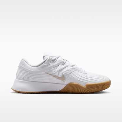 Nike Vapor Pro 3 Clay Court Tennisschuh (Herren) – Weiß/Linen/Linen/Light Orewood Brown