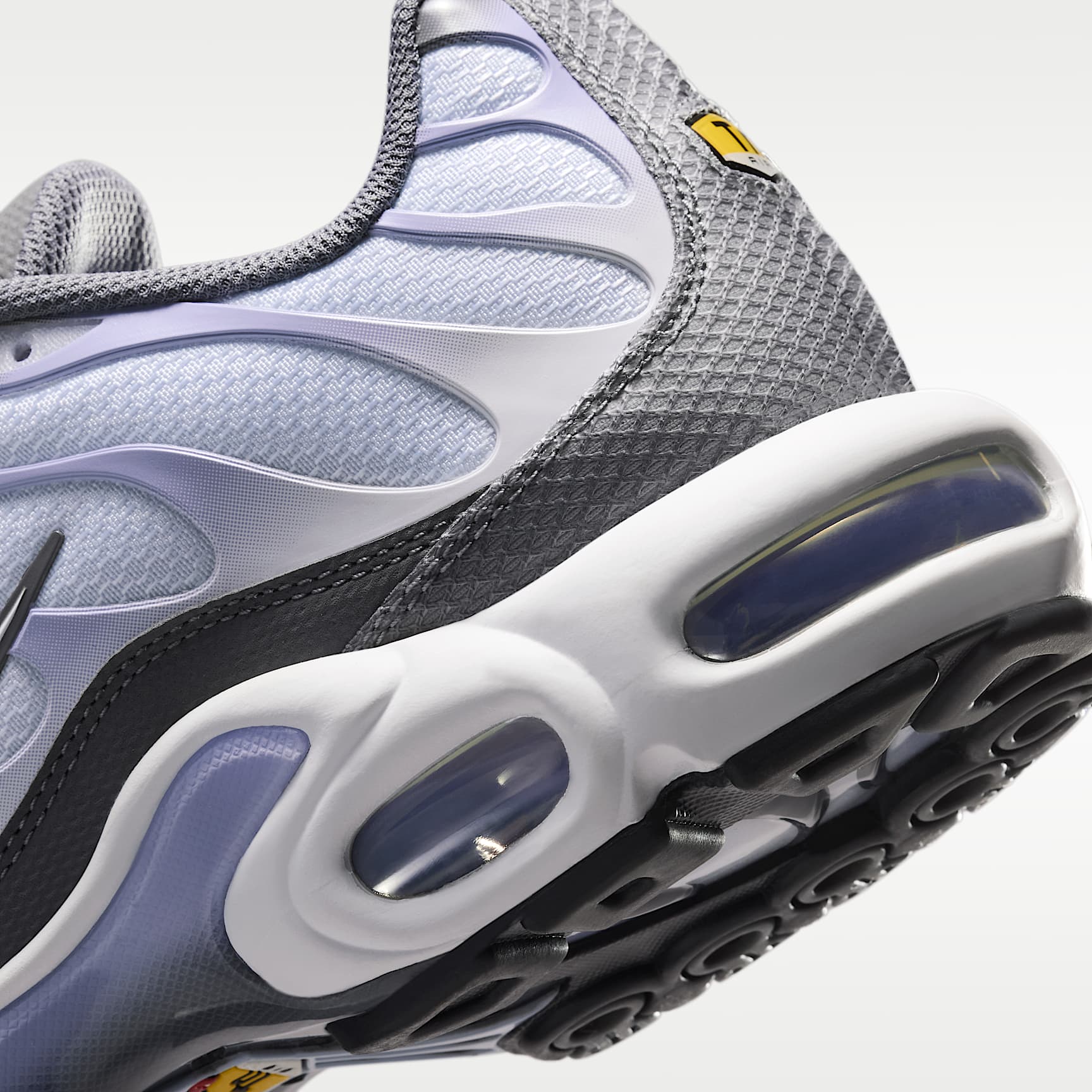 Nike Air Max Plus Schuh (Herren) – Smoke Grey/Light Armory Blue/Dark Smoke Grey/Weiß