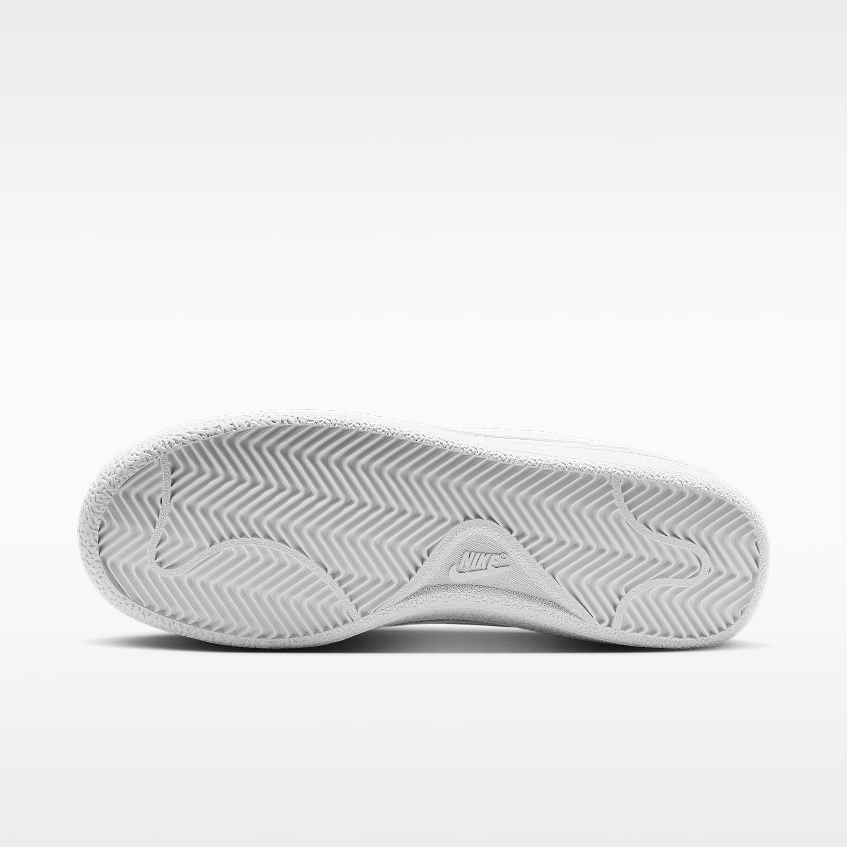 Nike Tennis Classic Damenschuh – Weiß/Weiß