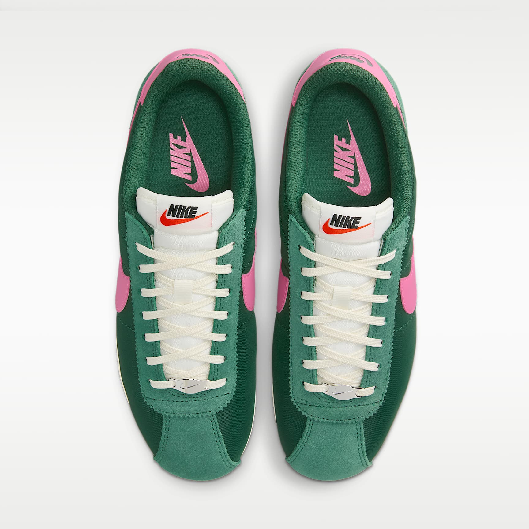 Nike Cortez Damenschuh – Fir/Sail/Pinksicle