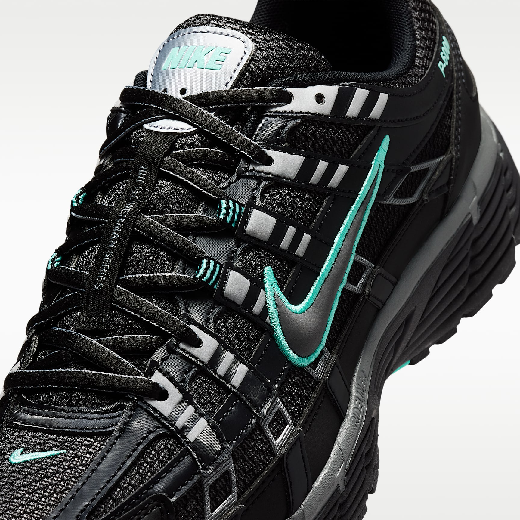 Nike P-6000 Schuh (Herren) – Schwarz/Hyper Turquoise/Cool Grey/Metallic Cool Grey