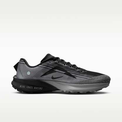 Nike Kiger 10 Traillaufschuh – Schwarz/Weiß/Cool Grey/Weiß