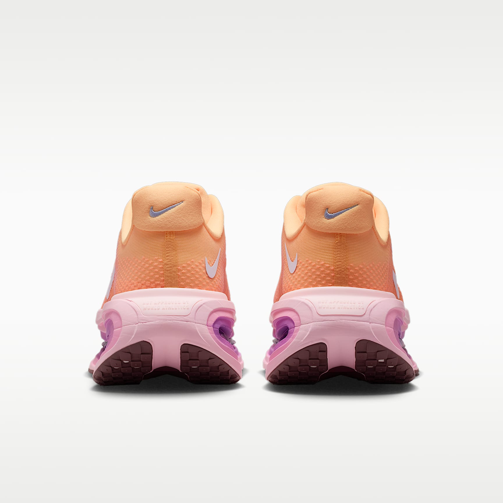 Nike Vomero Premium Straßenlaufschuh (Damen) – Tangerine Tint/Bright Crimson/Pink Foam/Tattoo