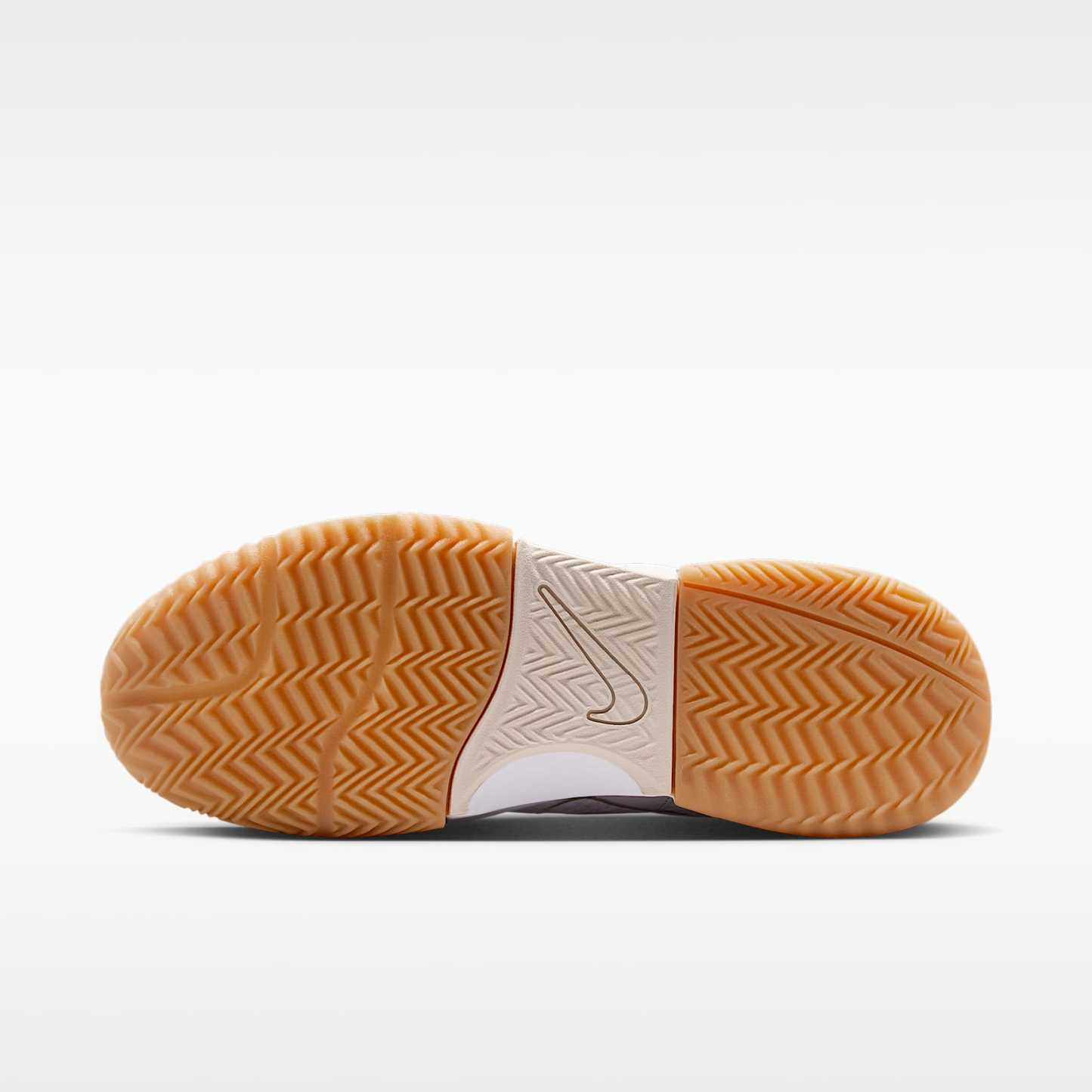 NikeCourt Lite 4 Herren-Tennisschuh für Sandplätze – Weiß/Summit White/Linen/Light Orewood Brown