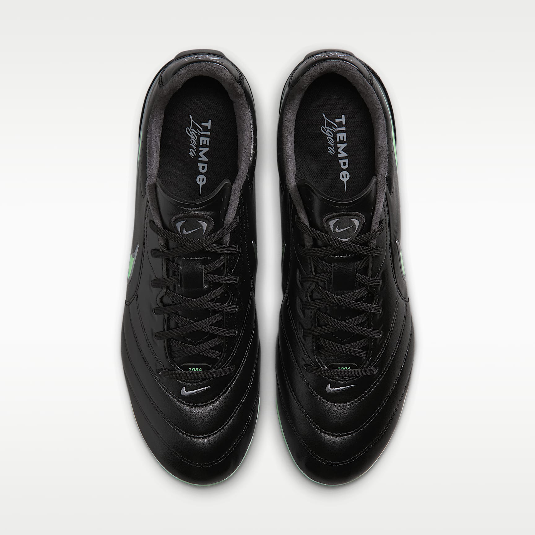 Nike Tiempo Ligera Pro Low-Top-Fußballschuh für normalen Rasen – Schwarz/Schwarz/Illusion Green