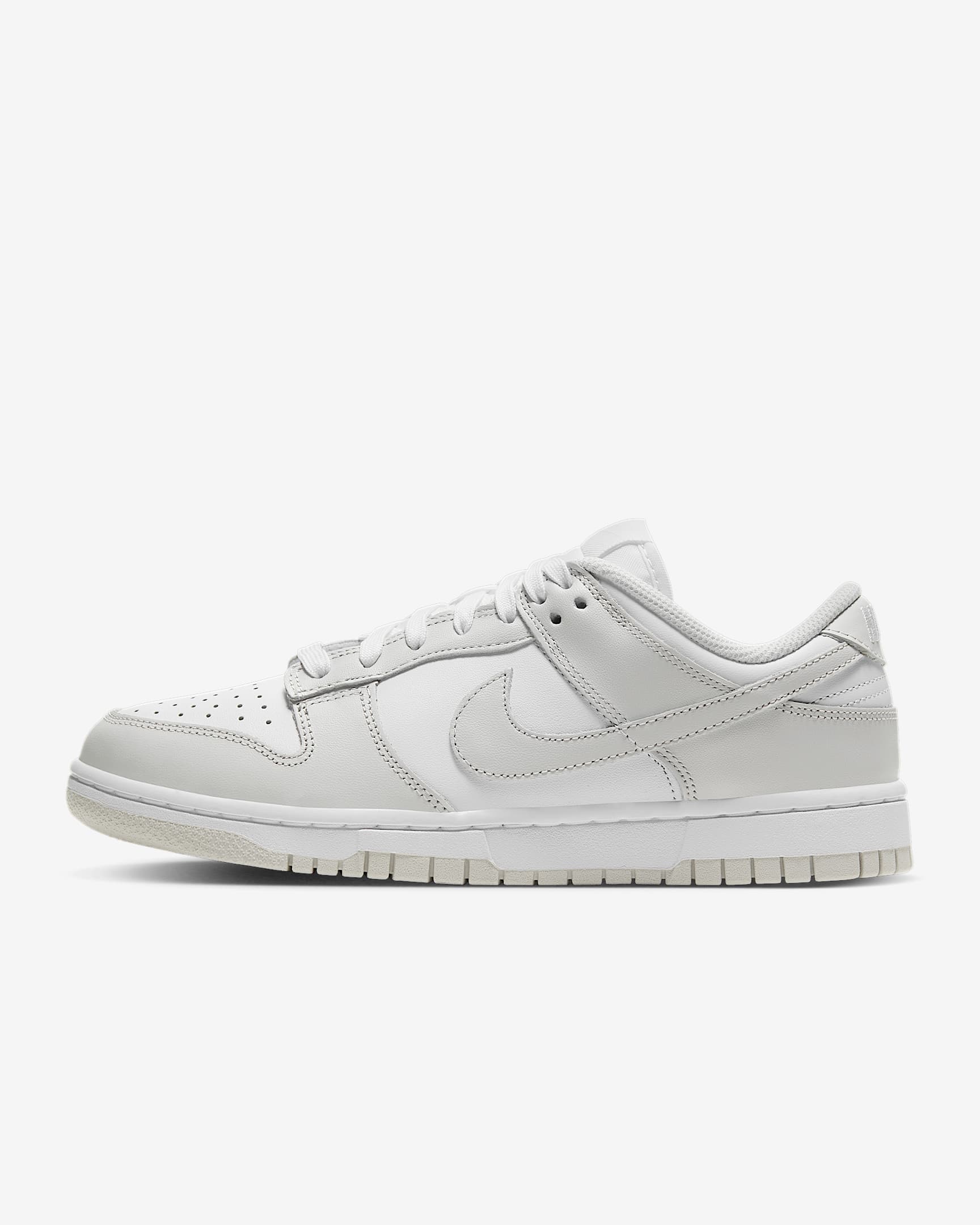 Nike Dunk Low Damenschuh – Weiß/Weiß/Photon Dust