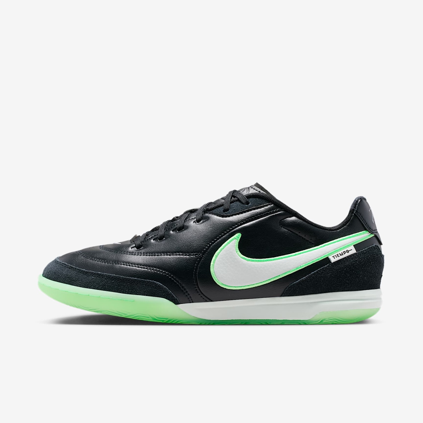 Nike Tiempo Streetgato Low-Top-Fußballschuh für Hallen- und Hartplätze – Schwarz/Schwarz/Illusion Green