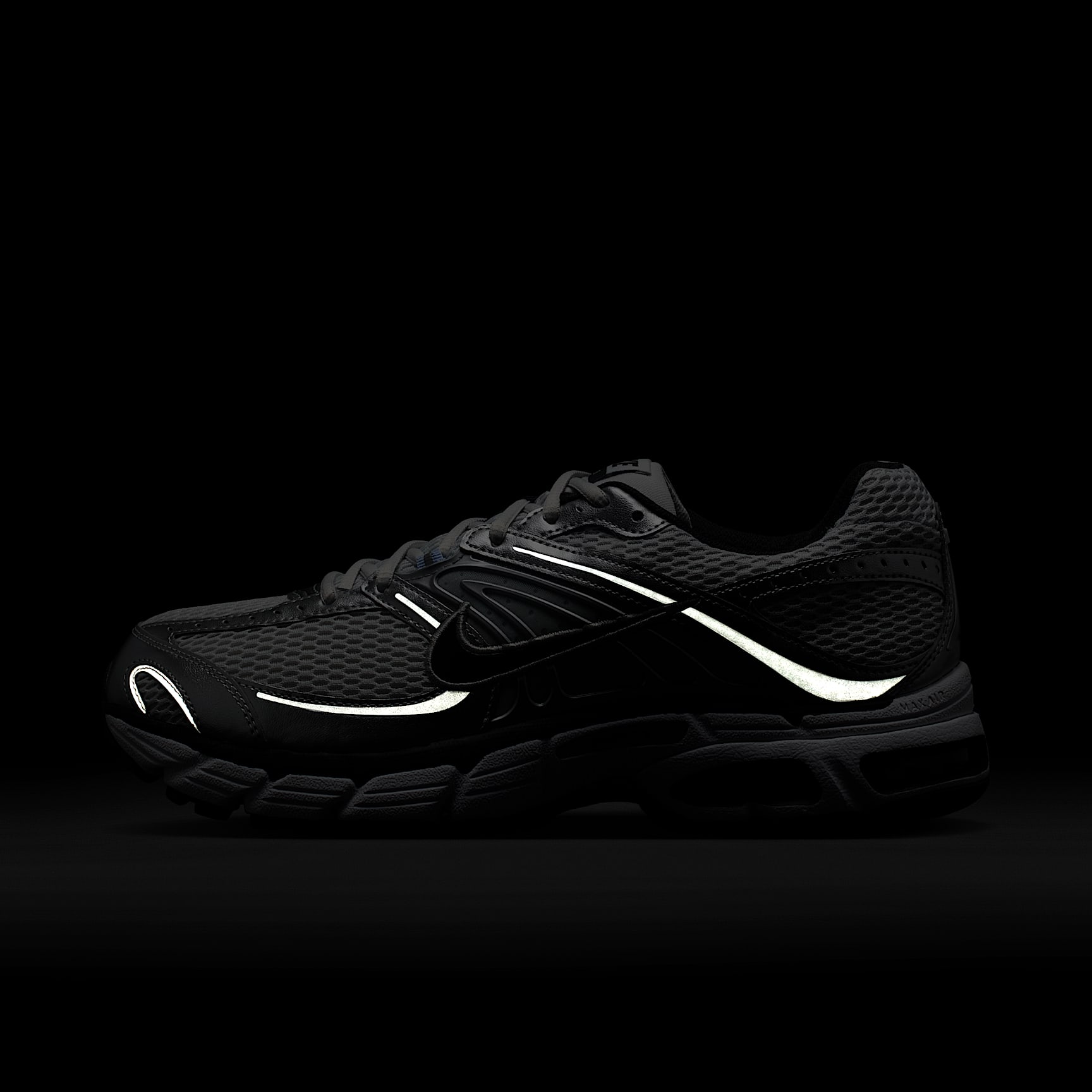 Nike Air Max Moto 2K Schuh (Herren) – Photon Dust/Metallic Silver/Light Smoke Grey/Anthracite