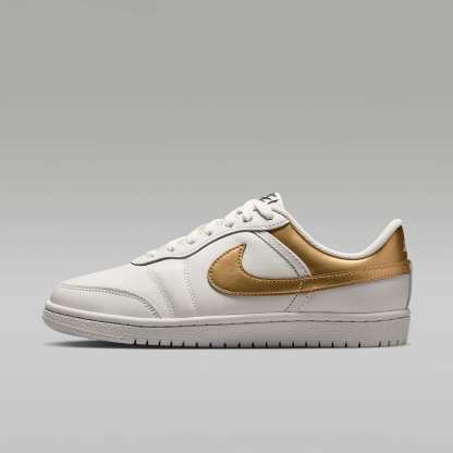 Air Jordan Skyline Low Damenschuh – Swan/Schwarz/Metallic Gold