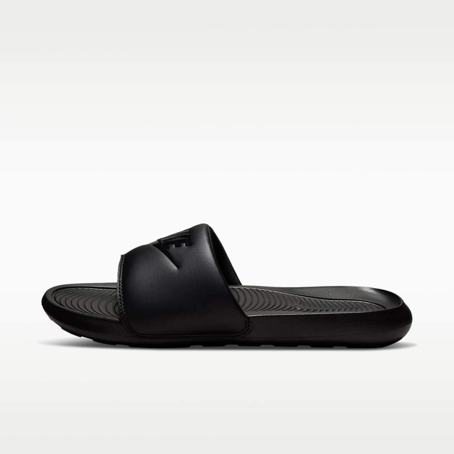 Nike Victori One Slides (Herren) – Schwarz/Schwarz/Schwarz