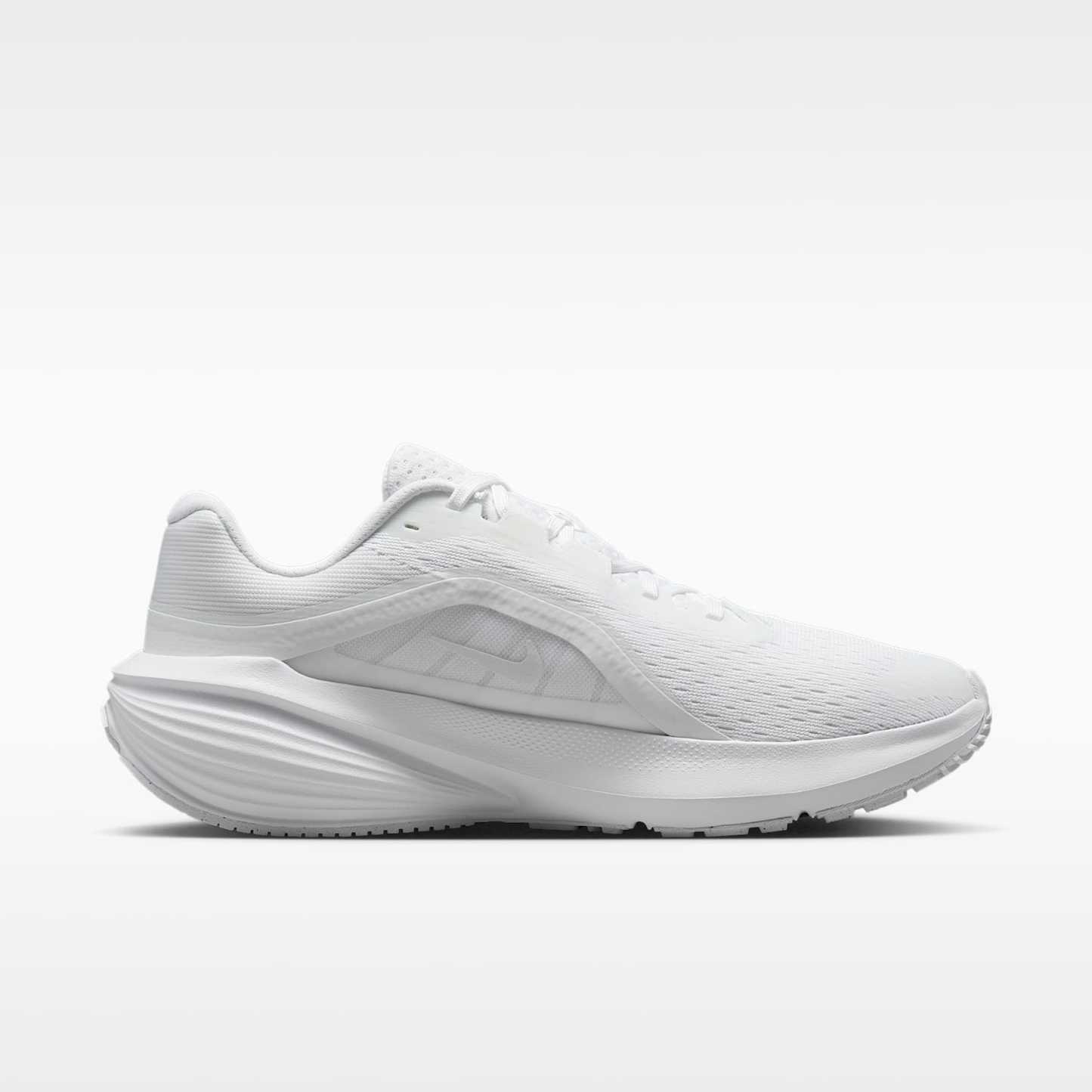 Nike Downshifter 14 Straßenlaufschuh (Damen) – Weiß/Weiß