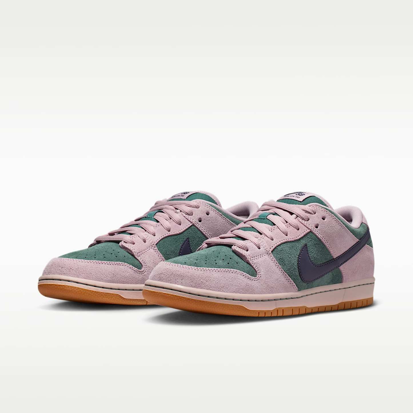 Nike SB Dunk Low Pro Skateboardschuh – Mineral Slate/Particle Rose/Silt Red/Dark Raisin