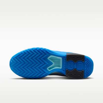 LeBron Witness 9 Basketballschuh – Cool Grey/Glacier Ice/Glacier Ice/Aurora Blue
