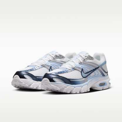Nike Air Max Moto 2K Schuh (Damen) – Weiß/Metallic Silver/Midnight Navy/Hydrogen Blue