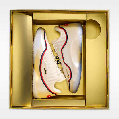 LeBron XXIII "Old Glory" Basketballschuh – Pale Ivory/University Red/Midnight Navy/Metallic Gold