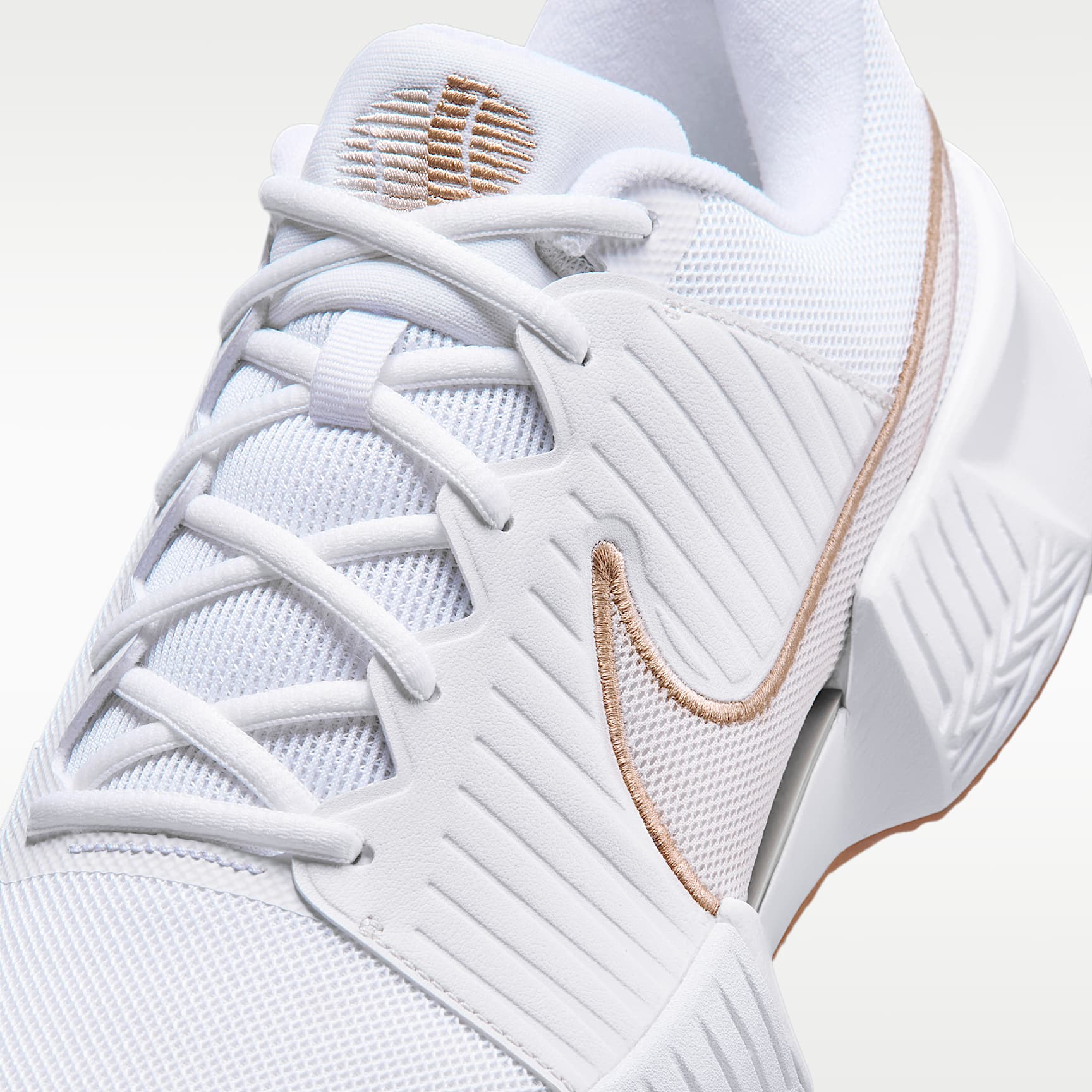 Nike Zoom GP Challenge Pro Clay Court-Tennisschuhe für Herren – Weiß/Summit White/Linen/Light Orewood Brown