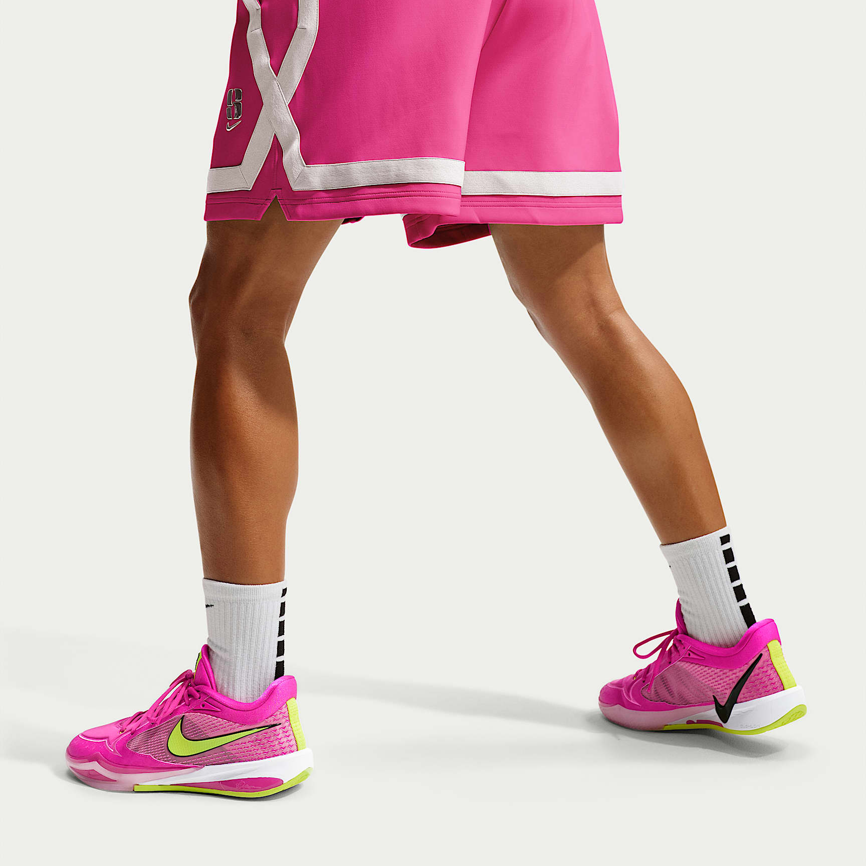Sabrina 4 Basketballschuh – Desert Pink/Pink Rise/Shadow Brown/Lemon Venom