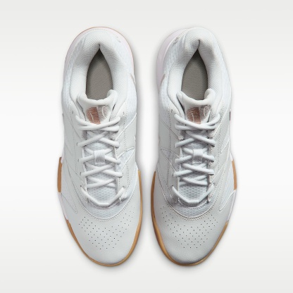 NikeCourt Lite 4 Herren-Tennisschuh – Weiß/Summit White/Linen/Light Orewood Brown