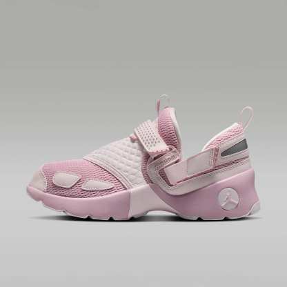 Jordan Trunner LX Schuh (Damen) – Iced Carmine/Pearl Pink/Reflective Silver/Iced Carmine
