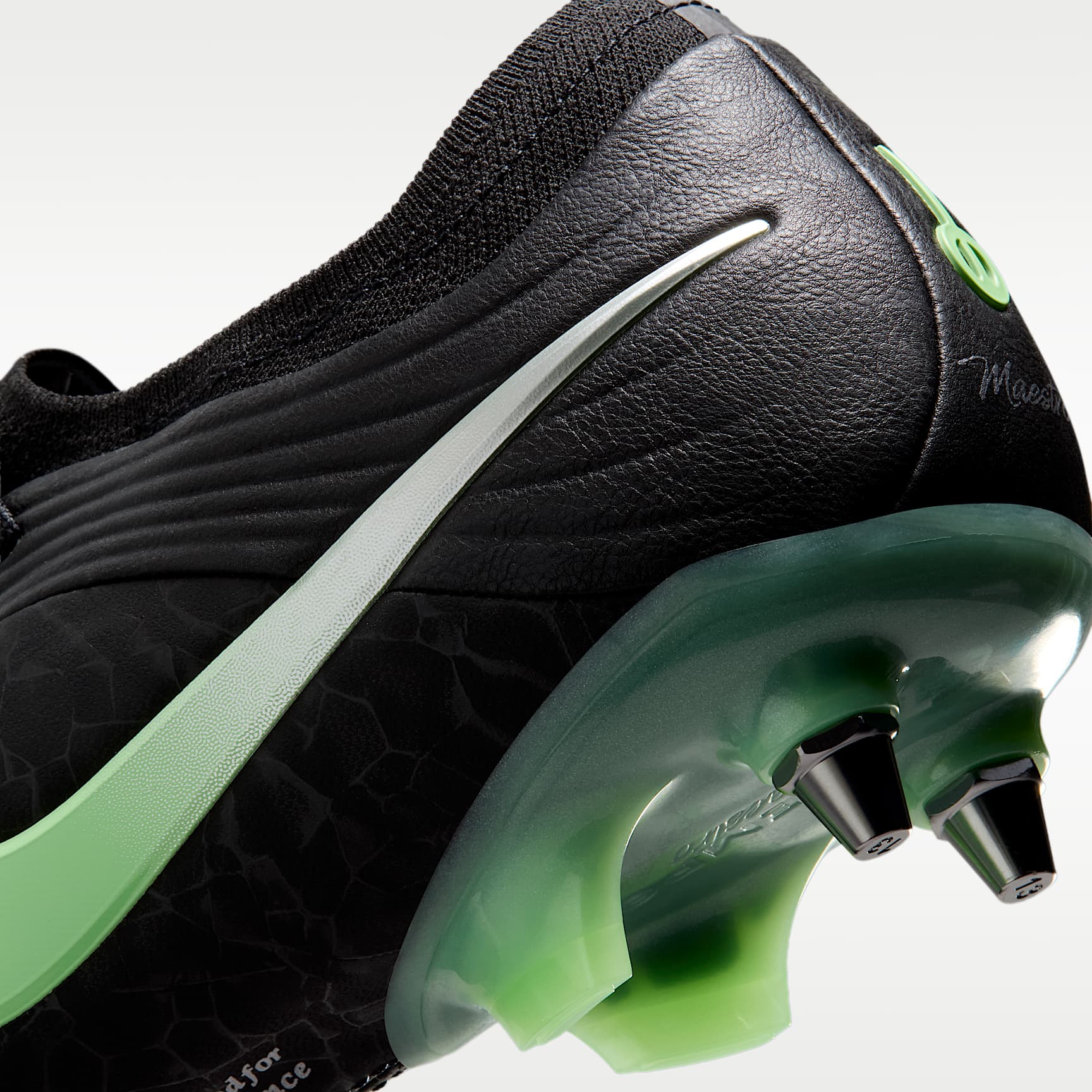Nike Tiempo Maestro Elite Low Top Fußballschuh für weichen Rasen – Schwarz/Schwarz/Illusion Green