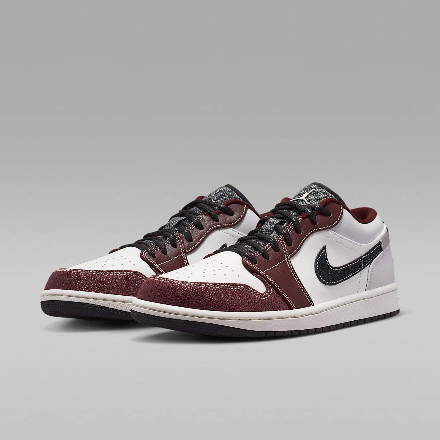 Air Jordan 1 Low Herrenschuh – Summit White/Summit White/Mystic Dates/Schwarz