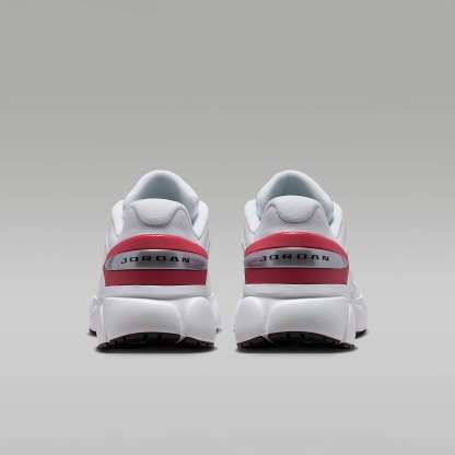 Jordan Trunner Flow Schuhe (Herren) – Weiß/Gym Red/Metallic Silver/Schwarz