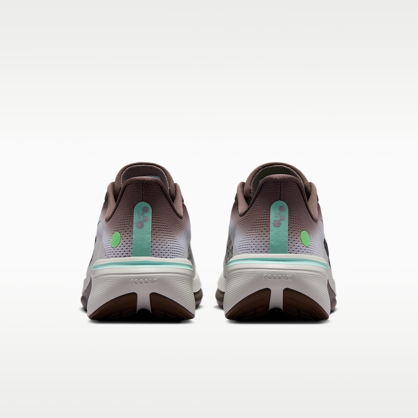 Nike Pegasus 42 Straßenlaufschuh (Herren) – Ironstone/Sea Glass/Arctic Green/Schwarz