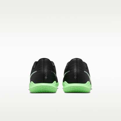Nike Tiempo Maestro Club Low-Top-Fußballschuh für Hallen- und Hartplätze – Schwarz/Schwarz/Illusion Green