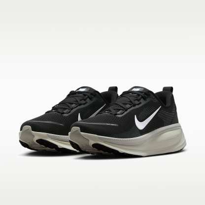 Nike Vomero 18 Straßenlaufschuh (Herren) – Schwarz/Coconut Milk/Light Iron Ore/Summit White