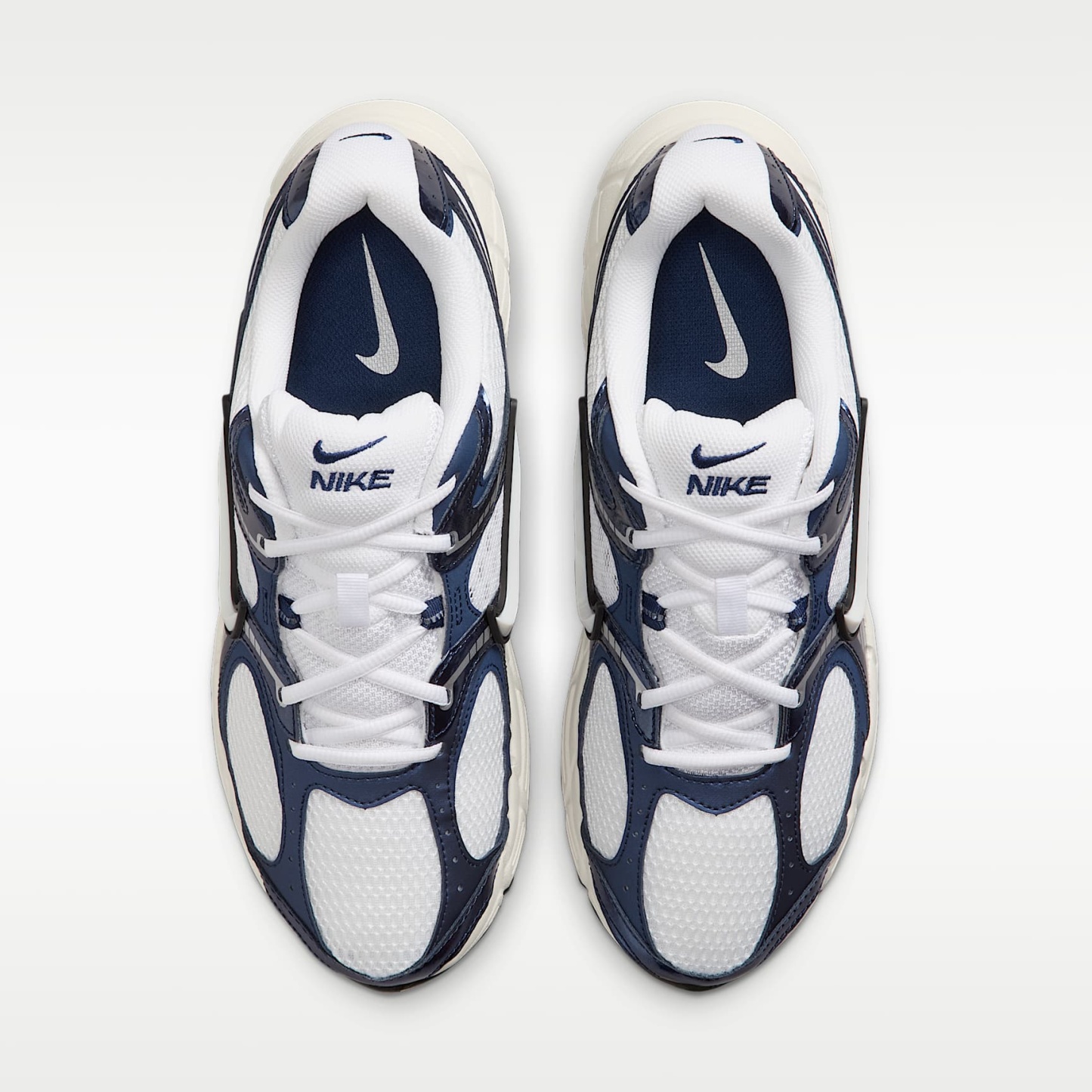 Nike V5 RNR Schuh (Herren) – Weiß/Midnight Navy/Metallic Silver/Weiß