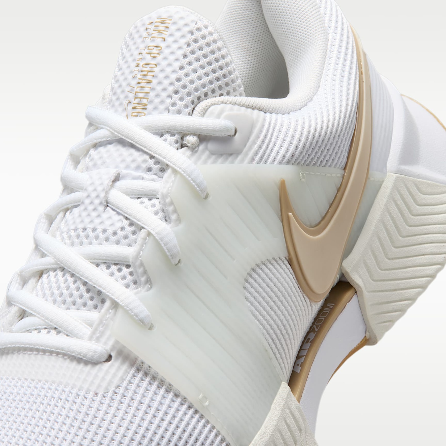 Nike GP Challenge 1.5 Hartplatz-Tennisschuh (Damen) – Weiß/Summit White/Linen/Light Orewood Brown