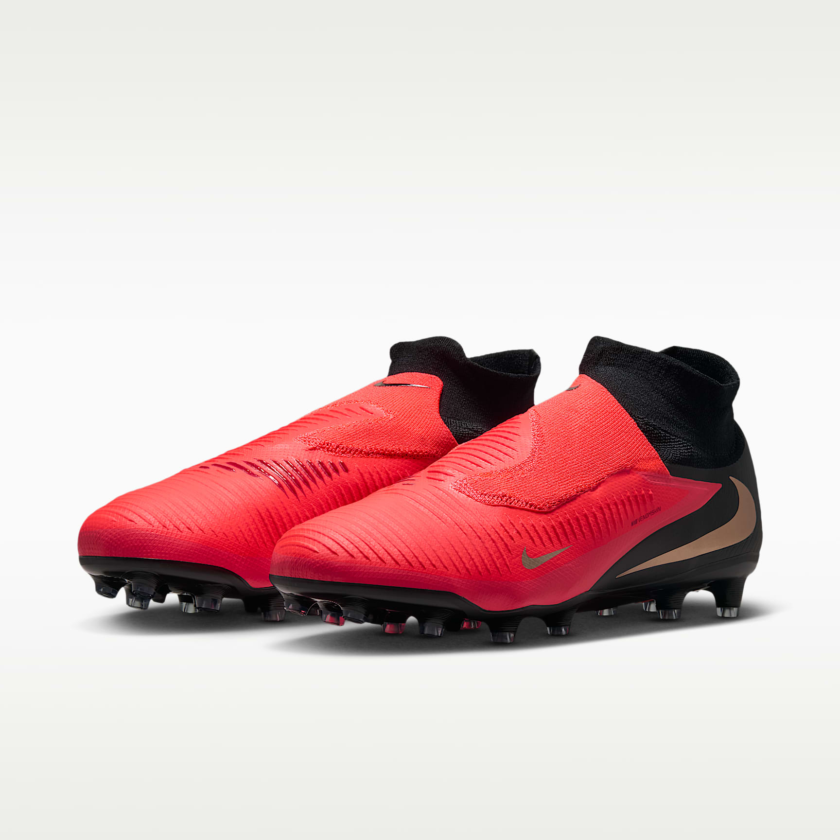 Nike Phantom 6 High Pro Fußballschuh für Kunstrasen – Bright Crimson/Schwarz/Blur