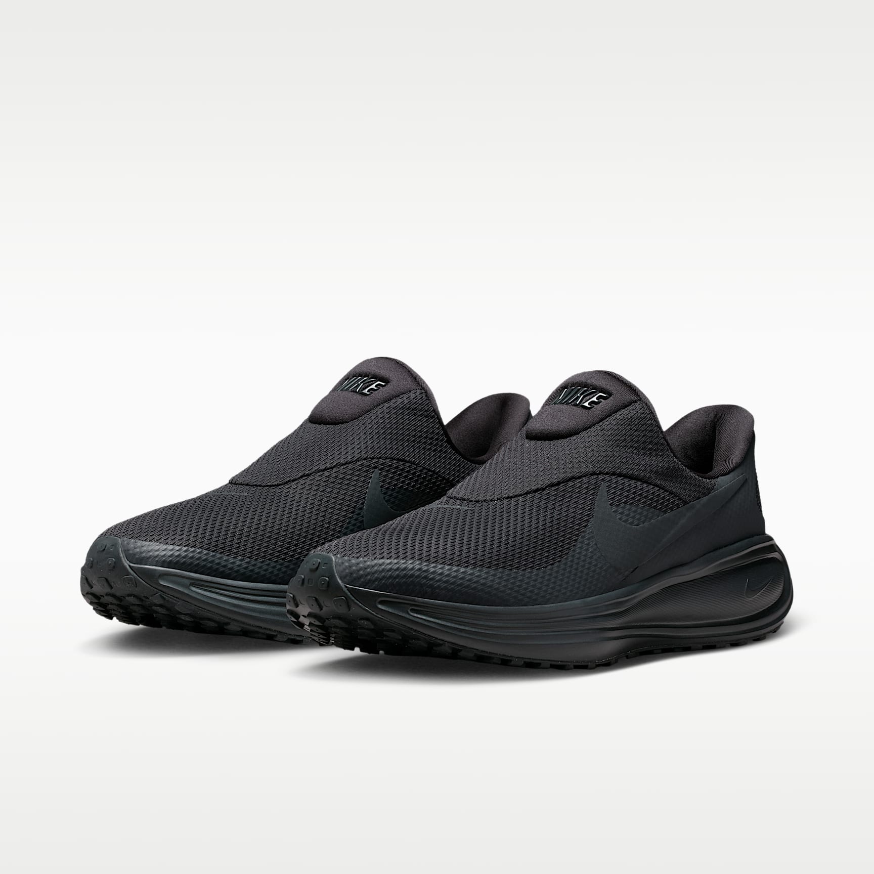 Nike Revolution 8 EasyOn Straßenlaufschuh (Herren) – Anthracite/Schwarz/Anthracite